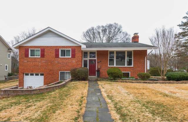 7601 CAYUGA AVE - 7601 Cayuga Avenue, Bethesda, MD 20817