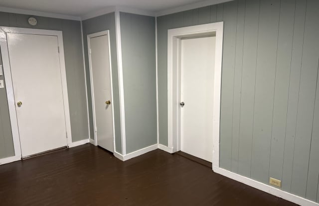 Rental Listing: Charming 2 Bed, 1 Bath Home - $1,250 / month Gallery 4