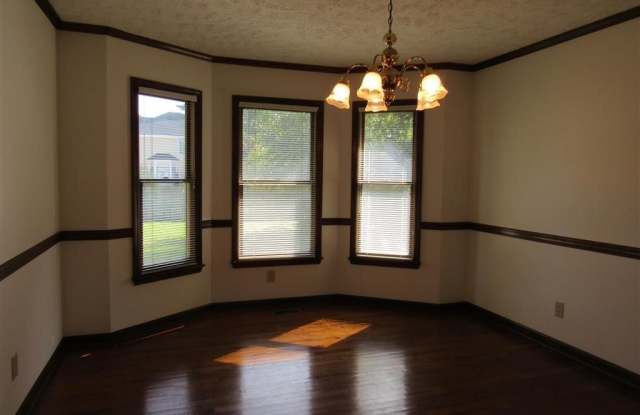 7528 Mcfrench Drive Gallery 4