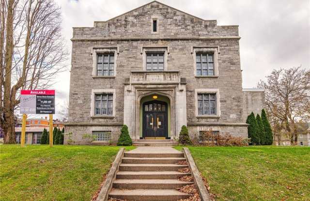 421 University Ave photos photos