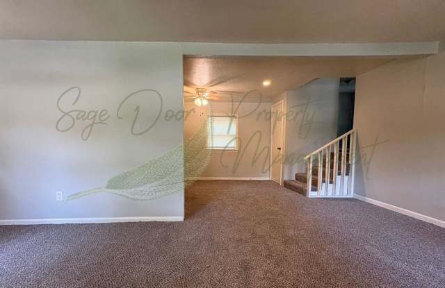 Charming 2 Bedroom Home in Raytown Gallery 3