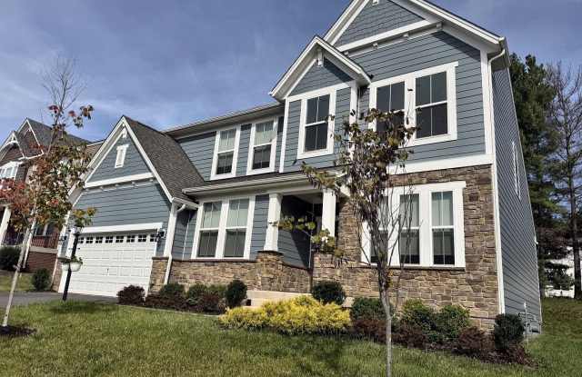 9428 DESCHAMP Court Gallery 3