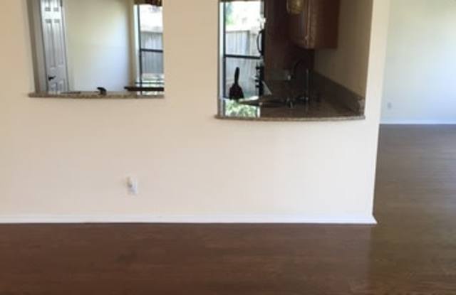 2539 CHESTNUT BEND Gallery 4