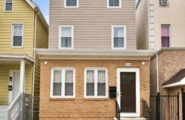 154 Garside St Unit 2 photos photos