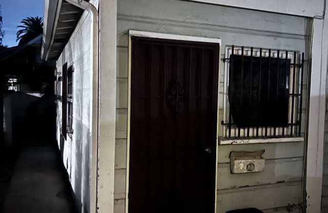 1024 West 77th Street photos photos