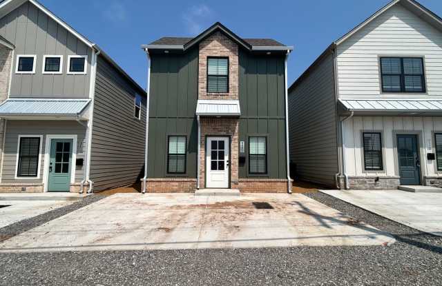 Brand New Duplexes Downtown Edmond photos photos