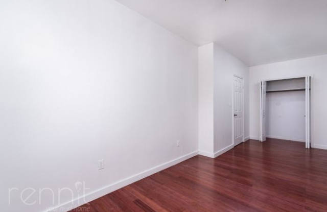 1024 Broadway Gallery 4