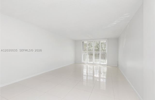 210 Sea View Dr Gallery 2