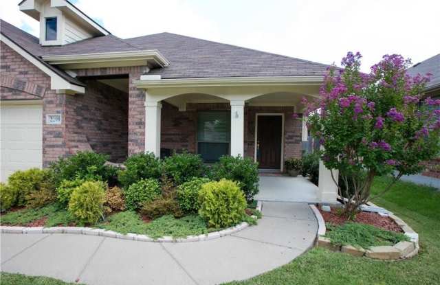 2209 Kingsdale Court Gallery 2