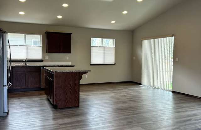 Dream Home in East Wenatchee! Gallery 4