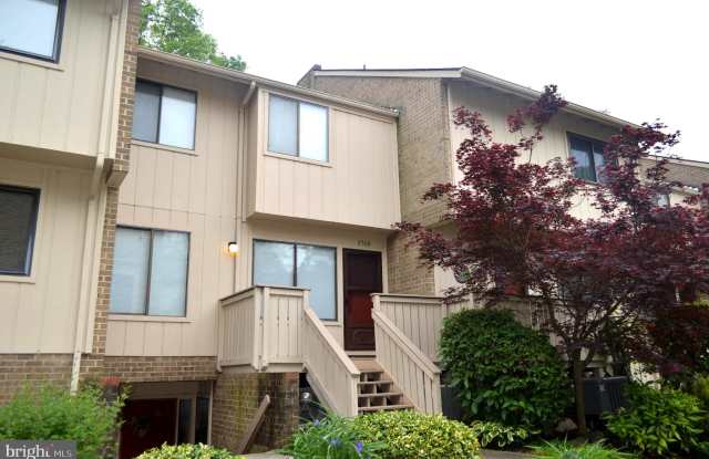 2566 GLENGYLE DRIVE - 2566 Glengyle Drive, Oakton, VA 22181