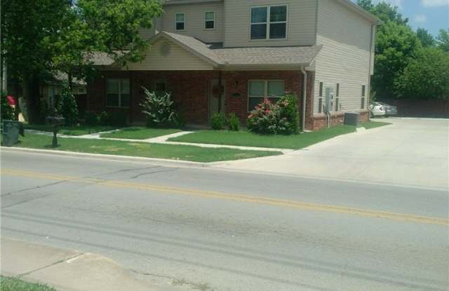 1522 N Leverett Avenue photos photos