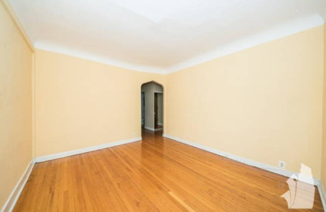 650 W BUCKINGHAM Gallery 3