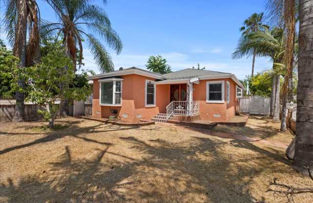 Updated 3-Bedroom Home with Outdoor Kitchen and Private Yard photos photos