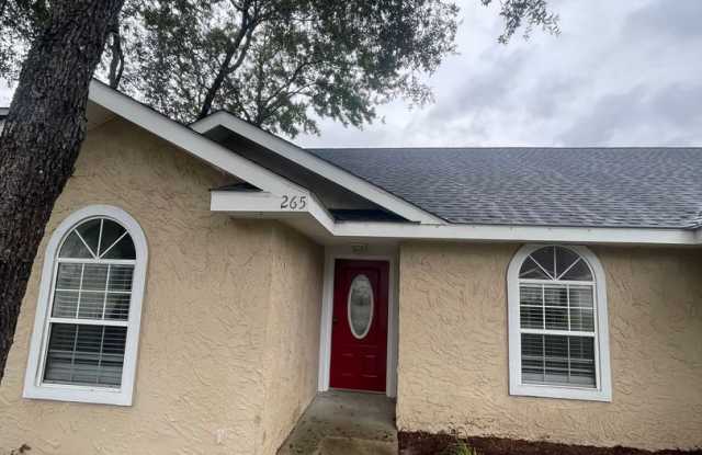265 Windridge Dr. 3/2 Duplex in Millcrest - On the Pond Gallery 1