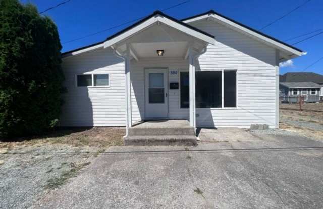 Beautiful Remodeled 2 Bedroom House!! photos photos
