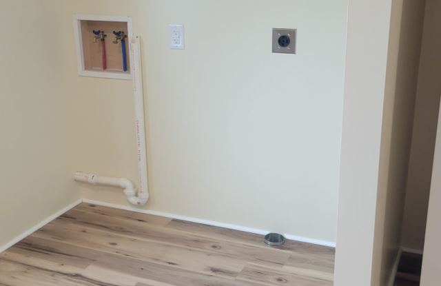 701 Front Street - 701 Front Street, Freeland, PA 18224