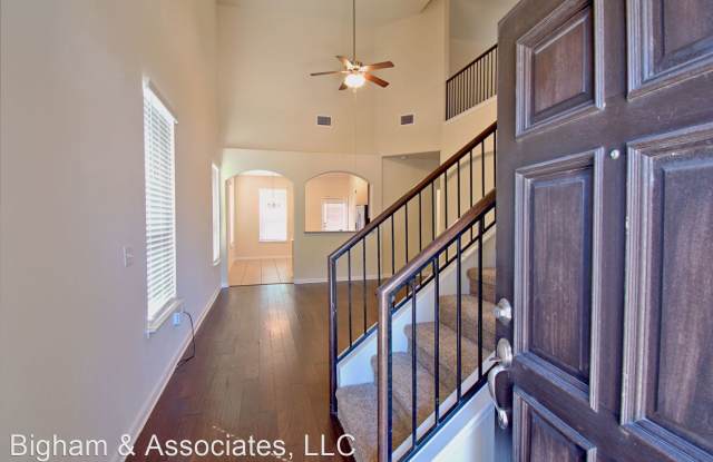 18705 Moreto Loop Gallery 3