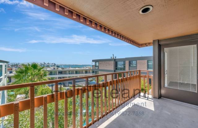 2 BR/ 2BA 1380 SQFT Point Loma / La Playa Area photos photos