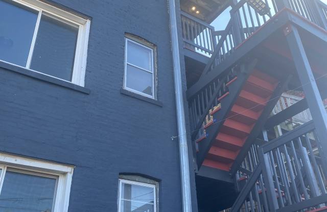 7536 S Phillips Ave - 7536 South Phillips Avenue, Chicago, IL 60649 7536 S Phillips Ave - 7536 South Phillips Avenue, Chicago, IL 60649