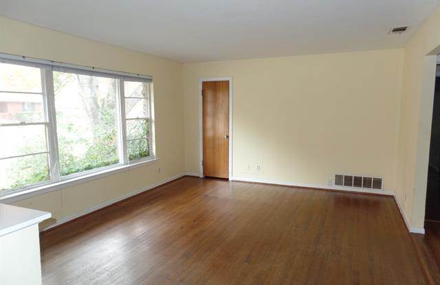 1714 Quadrangle Drive Gallery 2