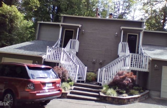 14973 Boones Way - 14973 Boones Way, Lake Oswego, OR 97035