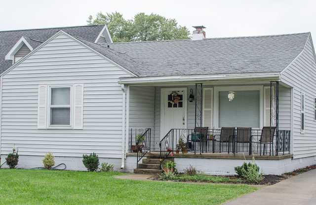 2209 North Ball Avenue - 1 photos photos