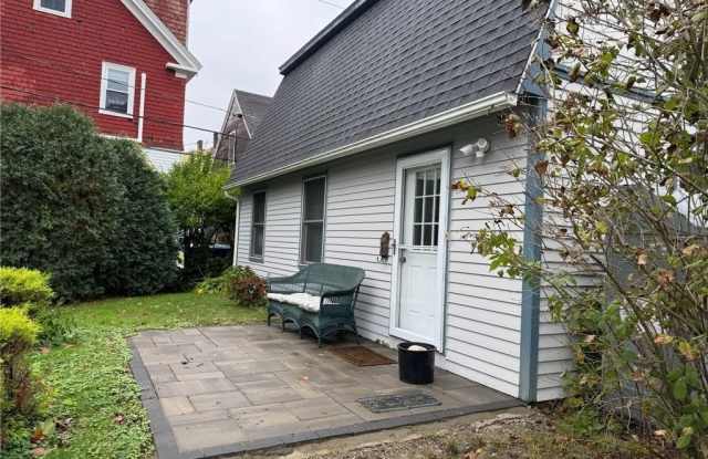 31 Powel Avenue unit: Rc photos photos