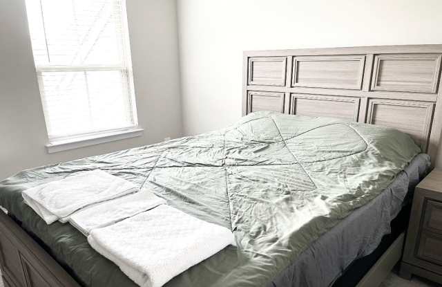 6147 Dock St photos photos
