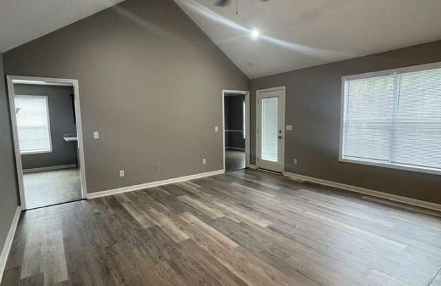 517 Herman Avenue Gallery 3