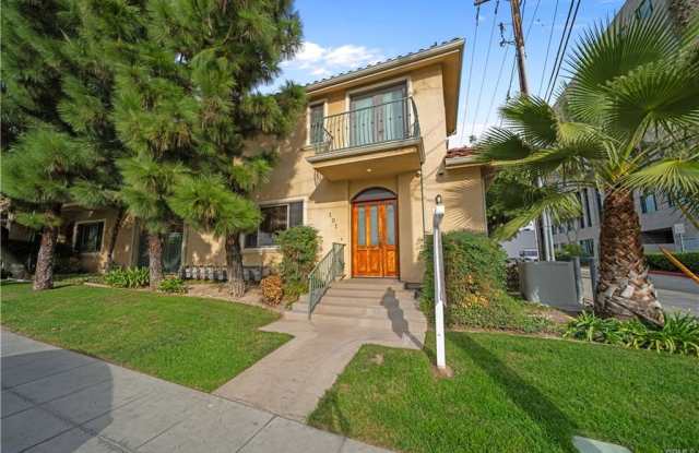 216 North Buena Vista Street - 216 North Buena Vista Street, Burbank, CA 91505