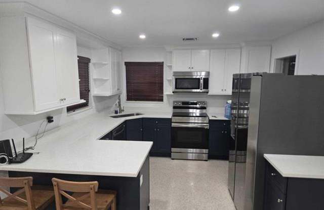 1140 SW 32nd St # 1140, Fort Lauderdale, FL 33315 Gallery 1