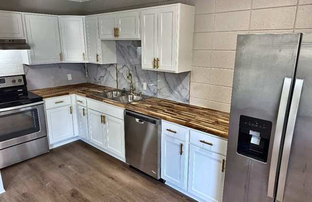 1312 North Adams Street - 3 photos photos
