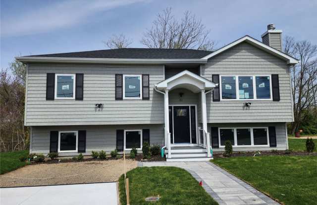 51 Harrison Avenue - 51 Harrison Avenue, Bay Shore, NY 11706