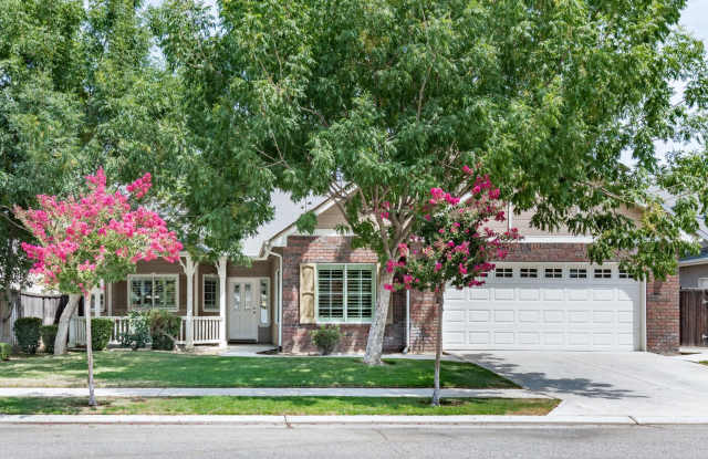 4 Bedroom in Buchanan School District photos photos