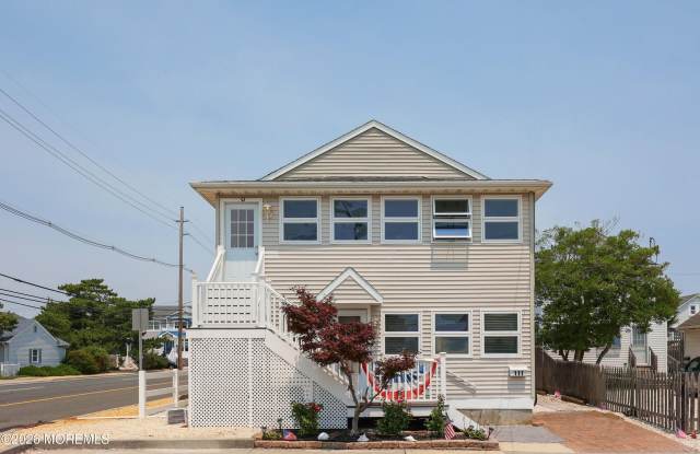 111 Guyer Avenue Gallery 4