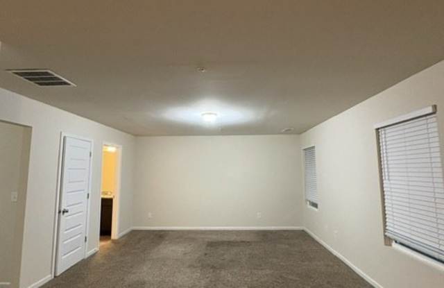 661 Carlton Pointe Drive Gallery 3