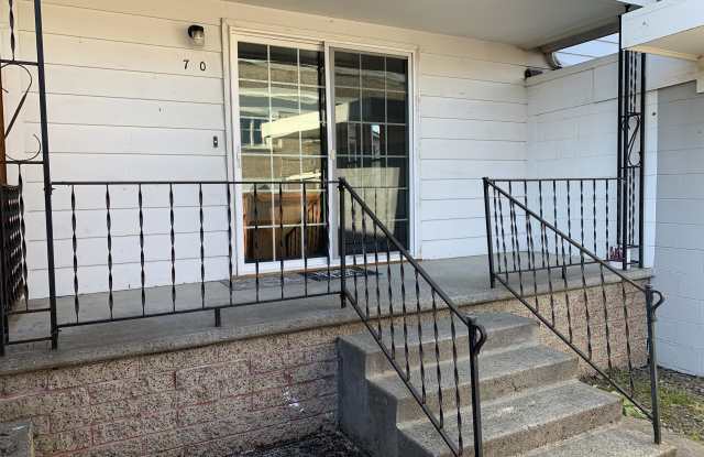 70 South Nehalem Street Gallery 2