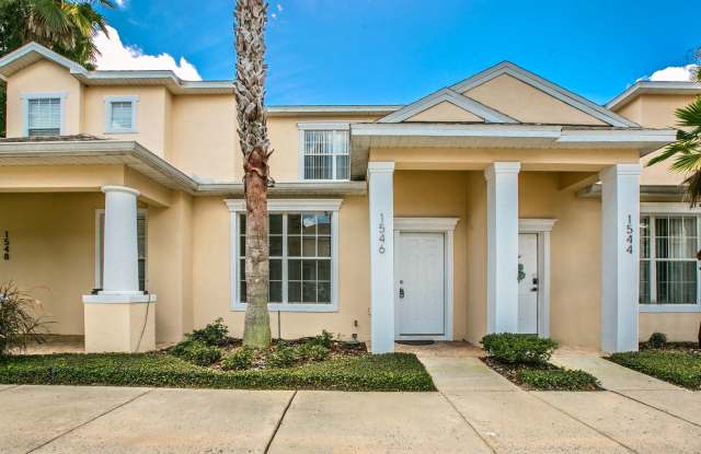 LEASING INCENTIVE!!!!!Gorgeous 3 Bed Townhome - Clermont / Davenport Area - 1546 Still Drive, Four Corners, FL 34714