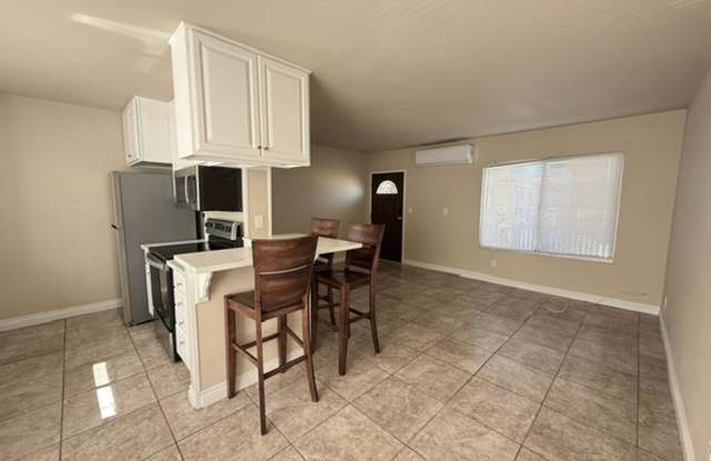 Charming 1 Bedroom Condo in Gated Chula Vista Community with Pool and Parking! Gallery 3