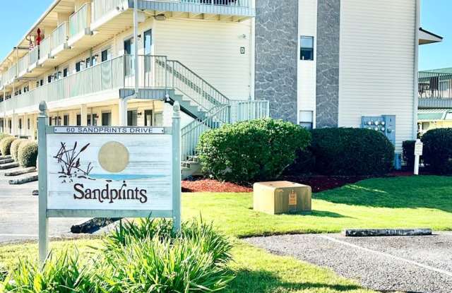 Nice 1 bedroom condo for rent in Miramar Beach w/ a community pool! photos photos