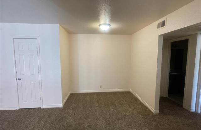 5350 River Glen Drive Gallery 4