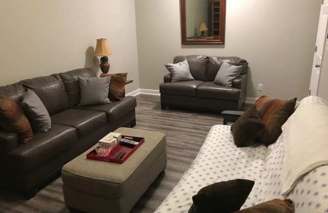 228 Garden Lakes Dr Gallery 3