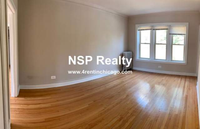 4267 West Addison Gallery 4