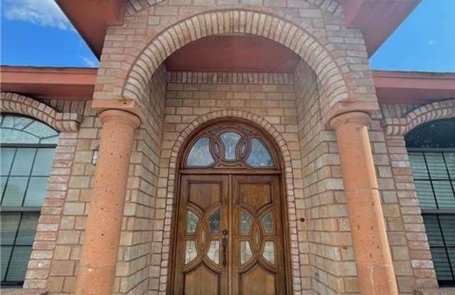 1211 E Bugambilia Avenue E - 1211 E Bugambilia Ave, Hidalgo, TX 78557