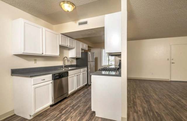 Sierra Antigua Apartments Gallery 3