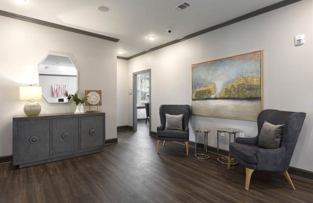 Pointe at Crestmont Apartments - Affordable Housing Gallery 2
