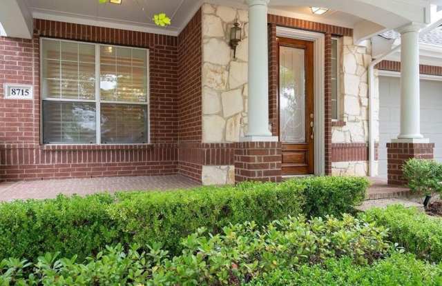 8715 Rugby Drive Gallery 2