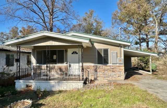 3736 Oak Avenue photos photos