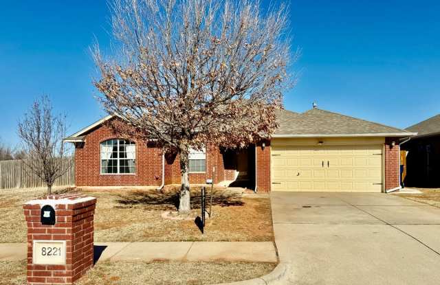 8221 Greer Way - 8221 Greer Way, Oklahoma City, OK 73132